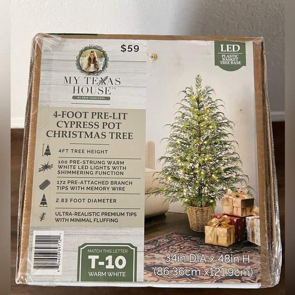 My Texas House Potted 4ft Pre-Lit Twinkle LED Cypress Artificial Christmas Tree - Picture 7 of 10